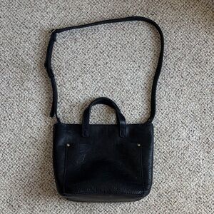 Chic Black Leather Crossbody Bag